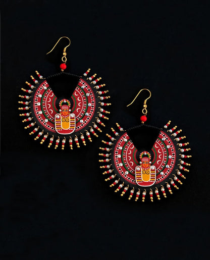 CHAMUNDI THEYYAM LOOP EARRING PEARL (MEDIUM)