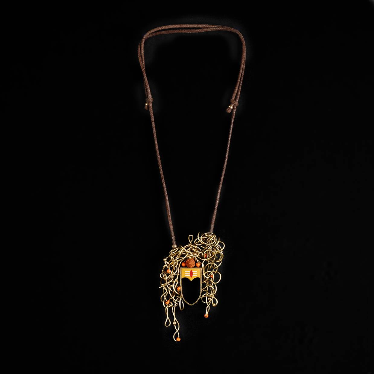 VYOMKESHA NECKLACE CUM BROOCH